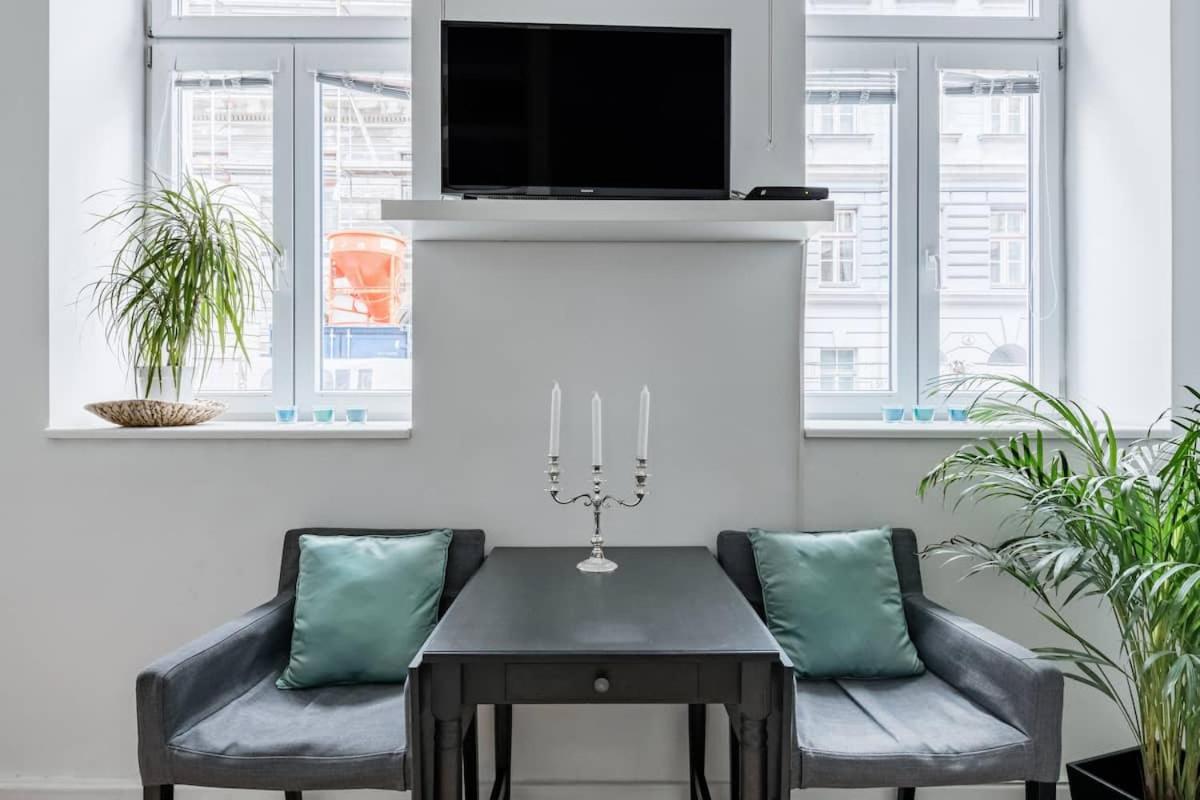 ⍟Luxurious And Spacious⍟ 5 Min Walk To City Center Wien Exterior foto